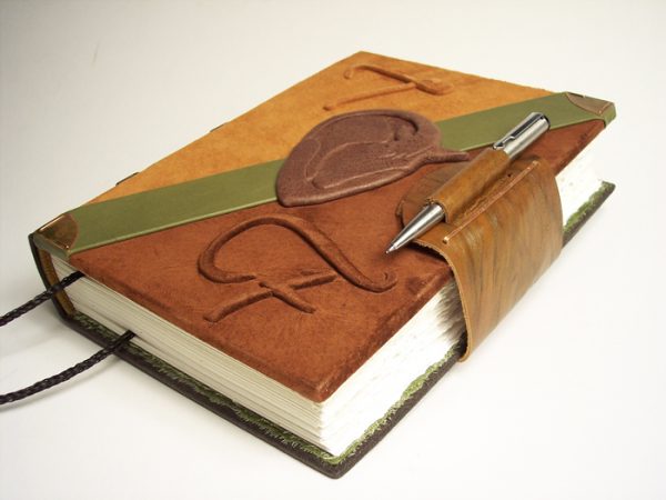 Pen closure on Leather Journal